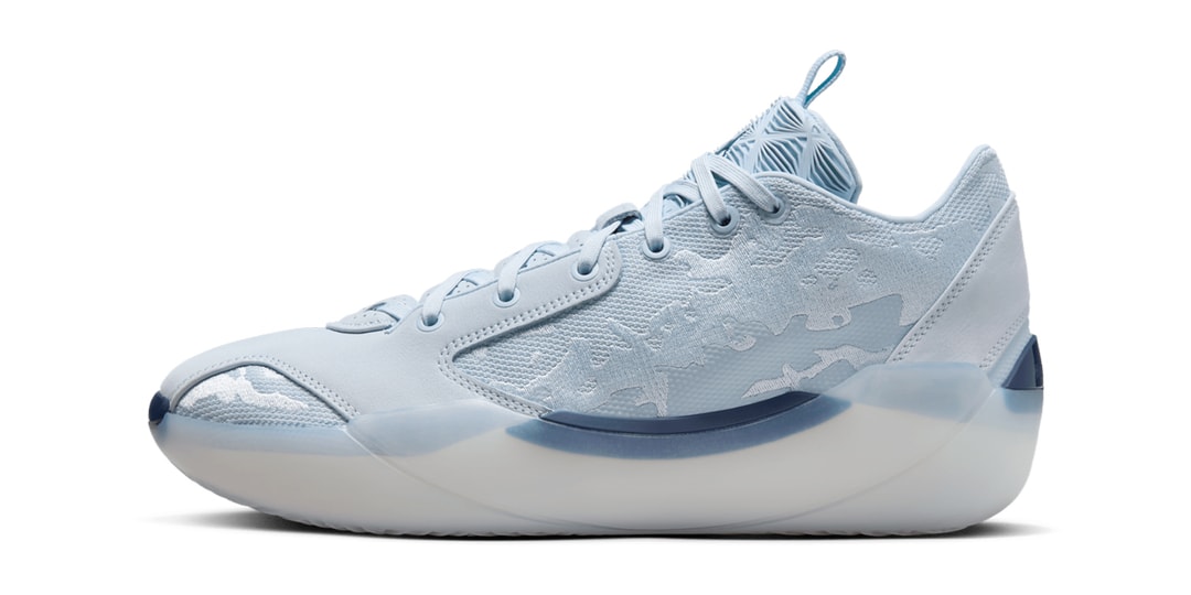 An Arctic "Half Blue" Covers the Air Jordan 39