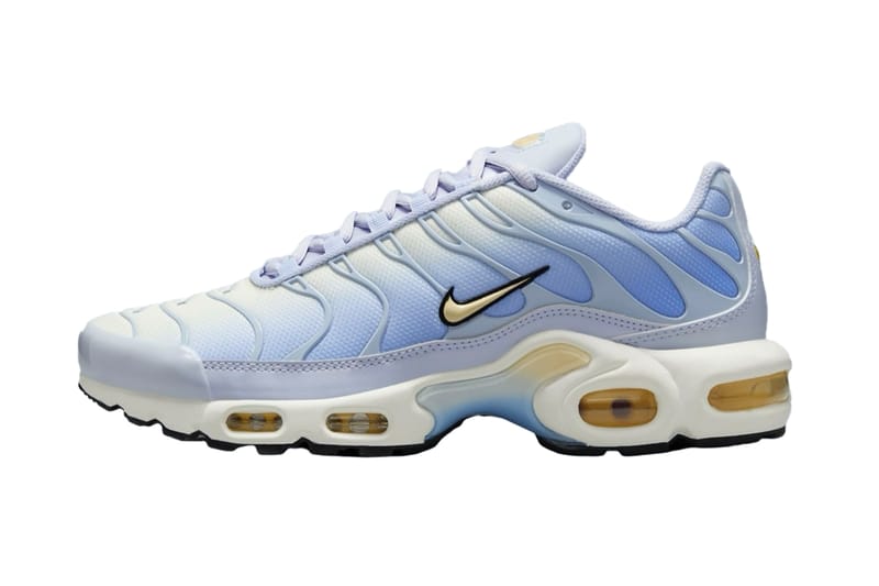 Поверхности Nike Air Max Plus в успокаивающей цветовой гамме «Рассвет»