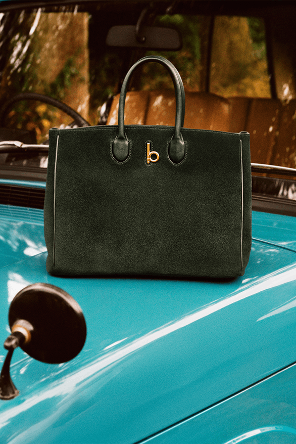 Burberry Eberechi Winter 2024 Outerwear Campaign menswear womenswear daniel lee london little simz Barry Keoghan Cara Delevingne cole palmer Eberechi Eze Olivia Colman Zhang Jingyi