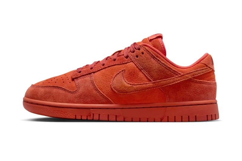 Nike представляет The Dunk Low в премиальной расцветке Picante Red/Dragon Red.