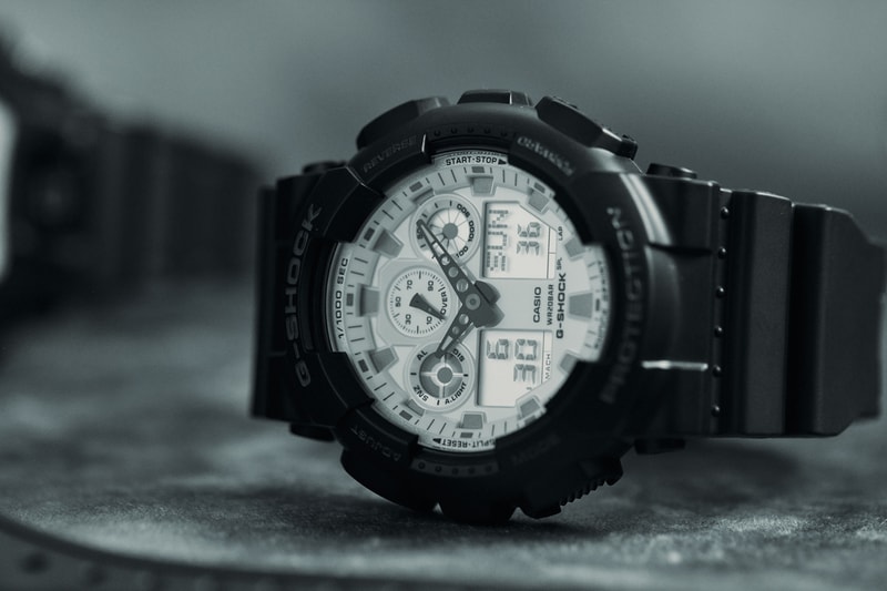 G-SHOCK Monochromatic GA-2100 GA-700WD DW-6900 GA-100WD Black and Brilliant White Series