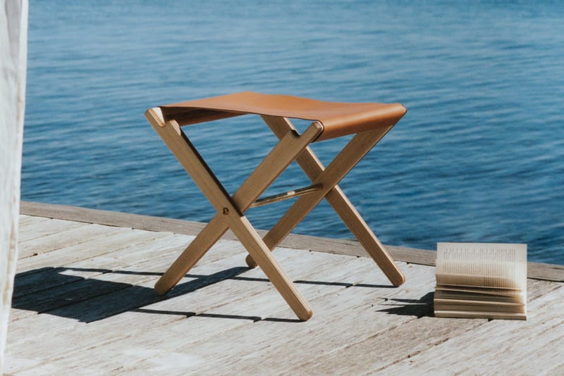 NOAH’s Folding Stool Is Made out of Reclaimed Wooden Coat Hangers