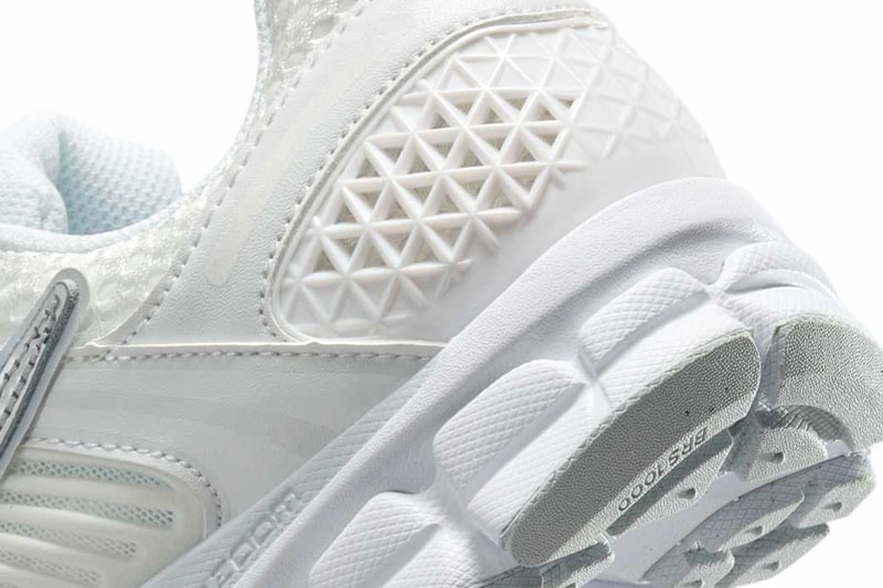 Nike Zoom Vomero 5 Chrome Toe HF7723-100 Release Info