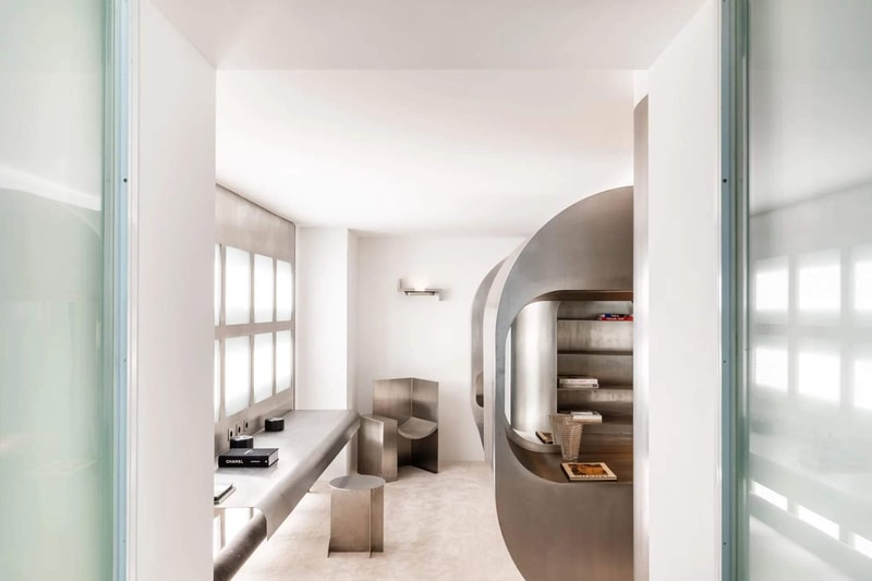 Karl Lagerfeld Renovated Paris Property Carré Des Antiquaires Saint-Germain-des-Prés Paris Info