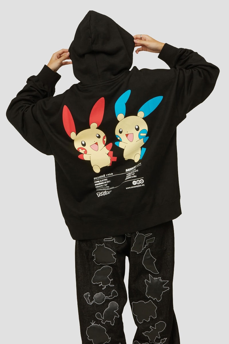 Vandy the Pink Drops Pokémon Apparel Capsule umbreon pikachu charmander mewtwo gengar sun eevee moon eevee charizard