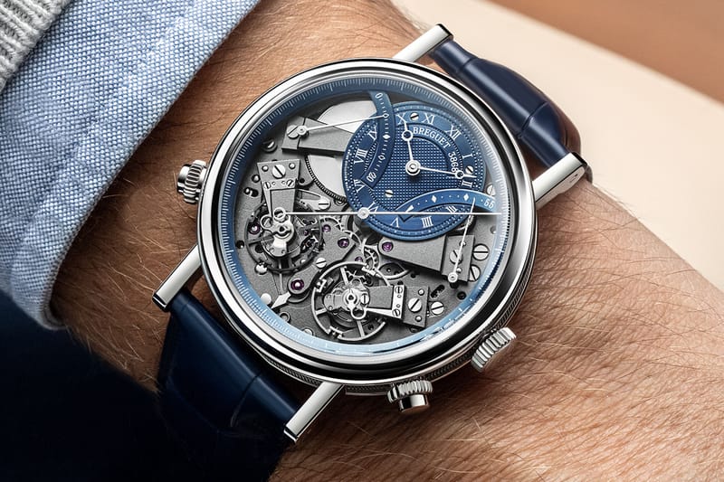 Новейший хронограф Tradition Independent Chronographe 7077 от Breguet отличается фирменным синим оттенком