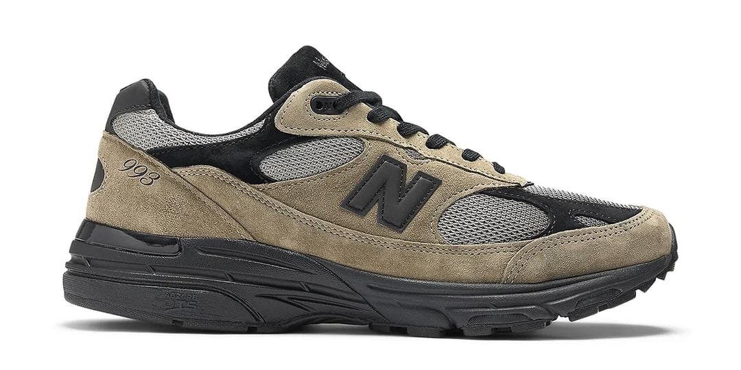 Official Images of Both JJJJound x New Balance 993 Colorways