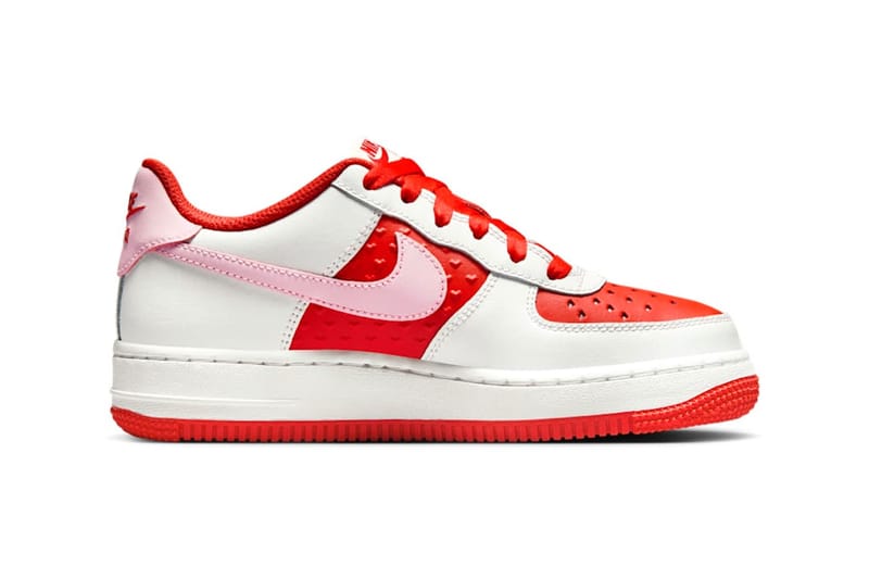 air force 1 valentines day 2005