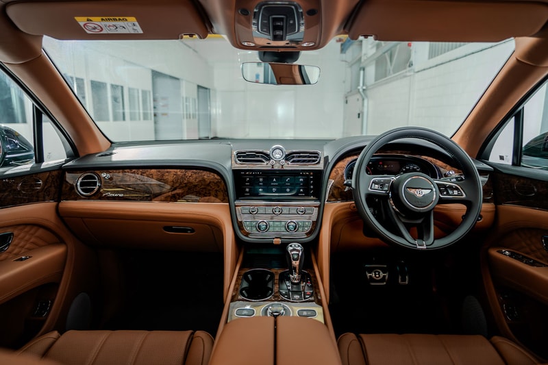 Bentley Bentayga EWB Peninsula Hong Kong Fleet Info