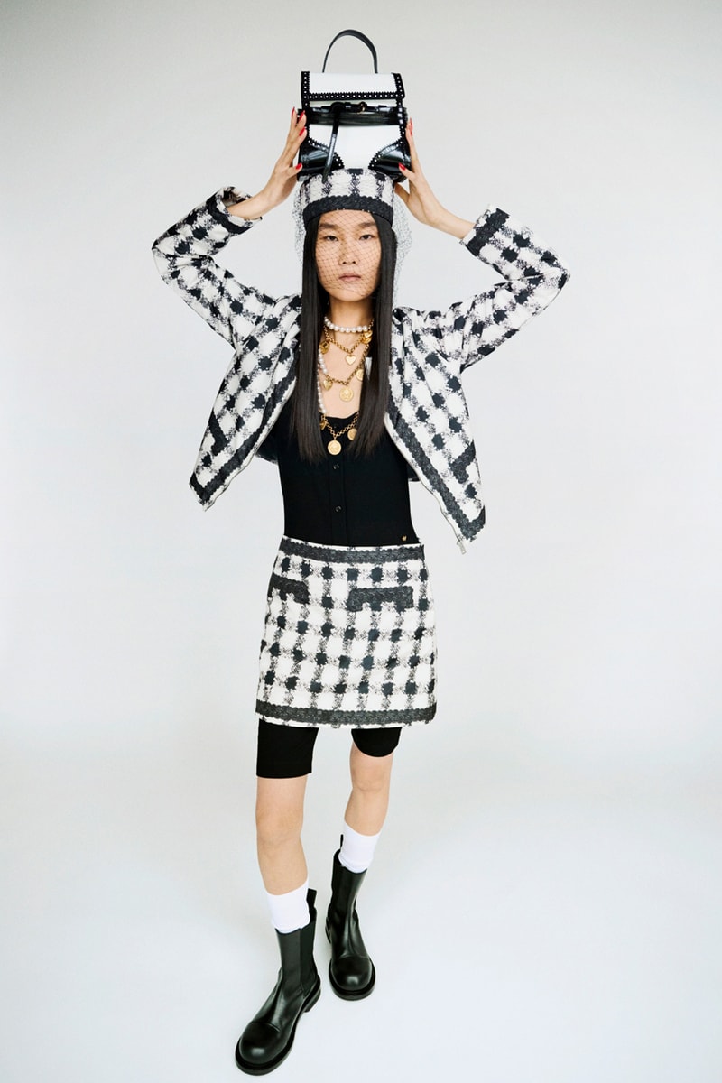 Moschino Pre-Fall 2025 Collection Adrian Appiolaza Chris Rhodes Lookbook
