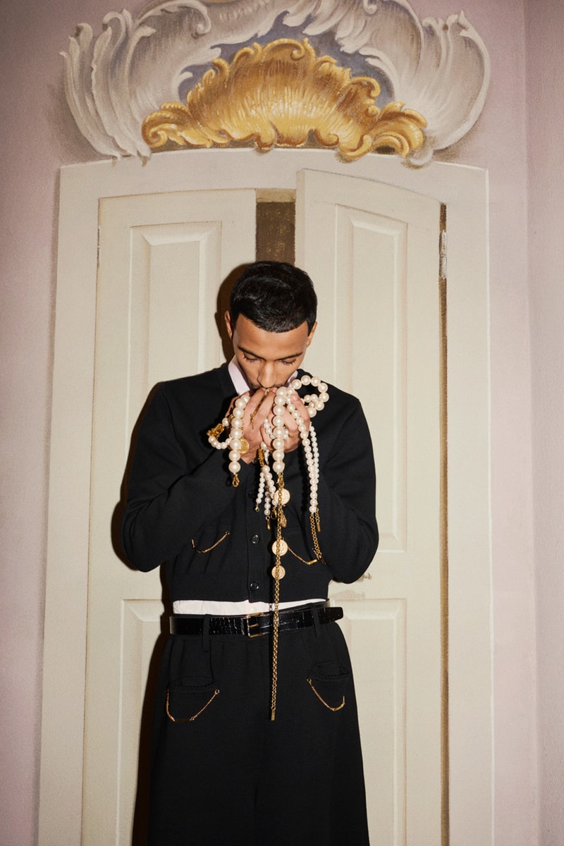 Moschino Pre-Fall 2025 Collection Adrian Appiolaza Chris Rhodes Lookbook