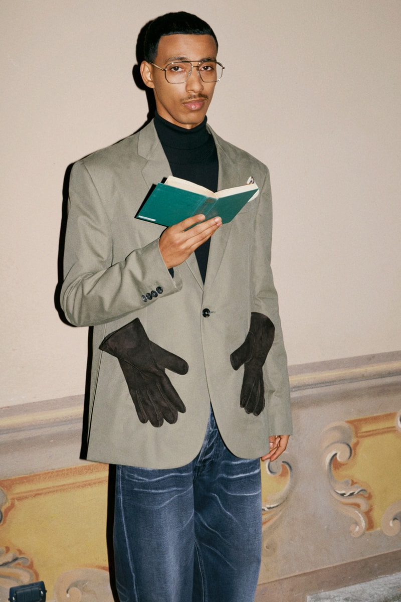 Moschino Pre-Fall 2025 Collection Adrian Appiolaza Chris Rhodes Lookbook