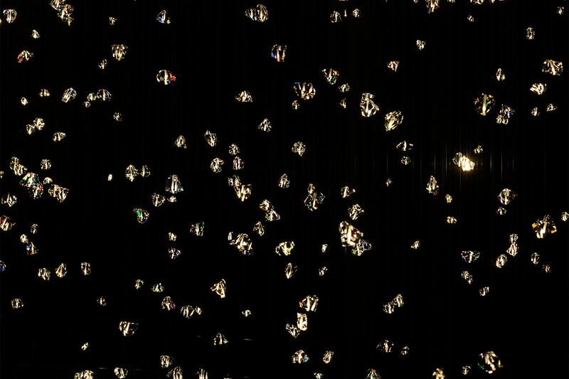 Rafael Lozano-Hemmer Captures 7,000 Heartbeats Inside Swarovski Crystals