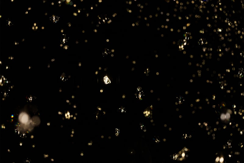 Rafael Lozano-Hemmer Captures 7,000 Heartbeats Inside Swarovski Crystals