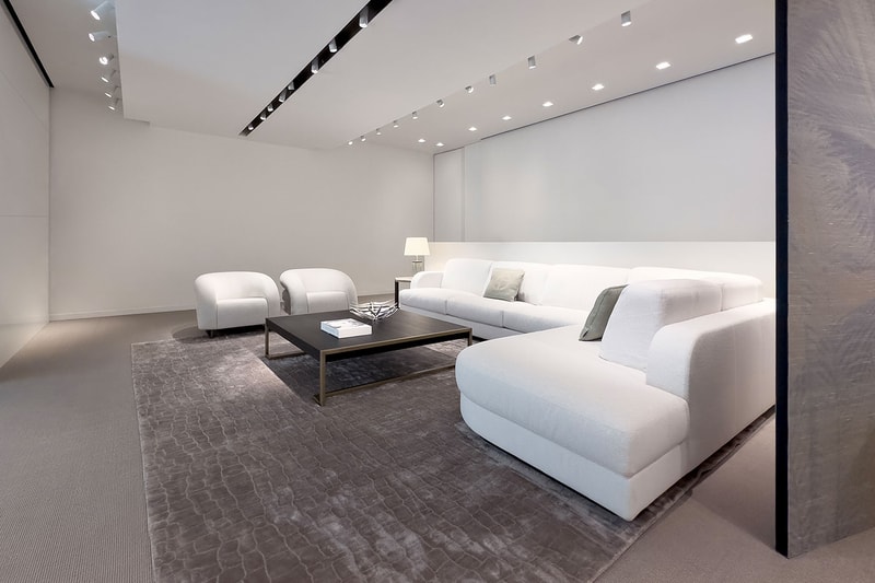 Armani/Casa Boutique Robertson Boulevard Los Angeles Info 