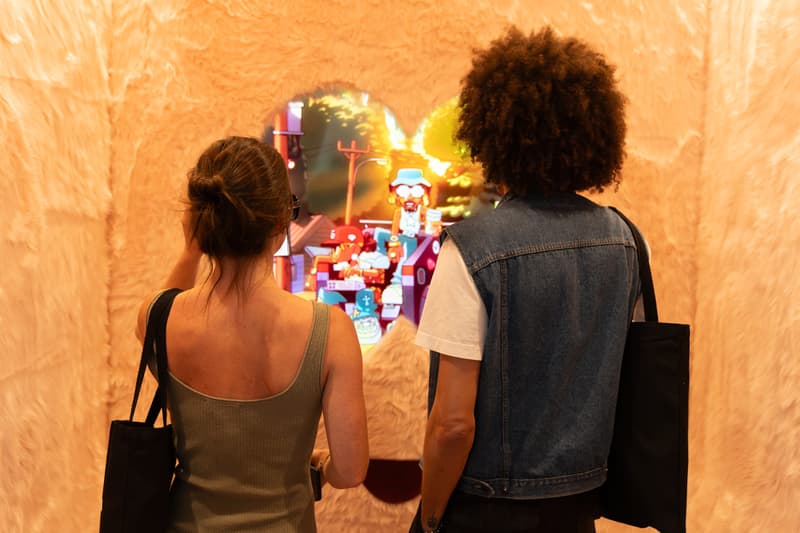 Amazon Echo Alexa SCOPE Miami Art Show Rhymezlikedimez Robin Velghe Ride or Die Fly or Die Installation Sculpture