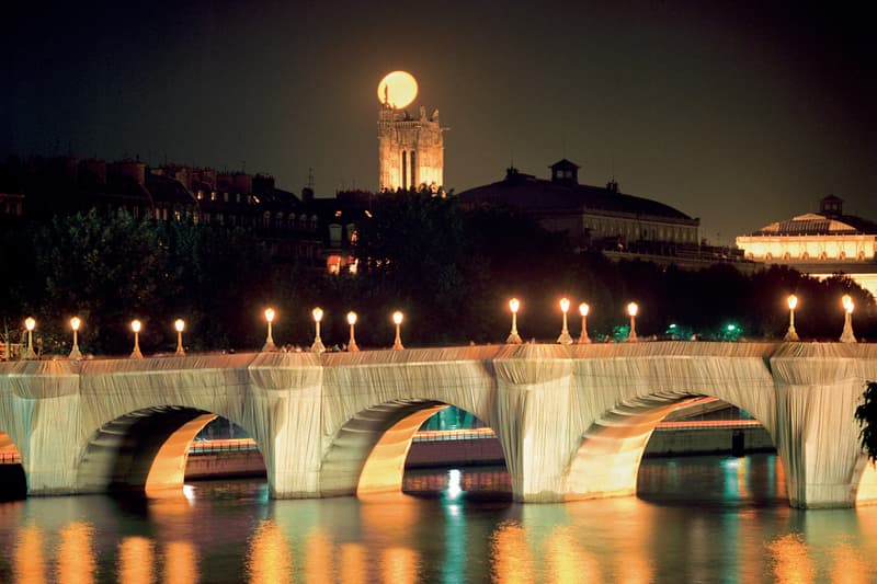 JR France Paris French Christo Jeanne Claude Land Art Projet Pont Neuf Wrapped Foundation Artwork.