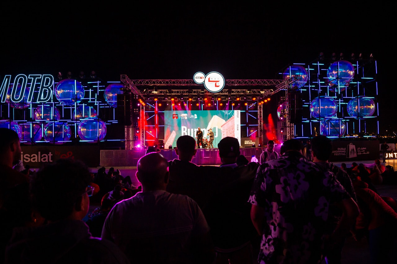 market outside the box etisalat motb shopping fair dubai design district vintage retro thrifting nissan shisedo food vendor talabat dance music entertainment 