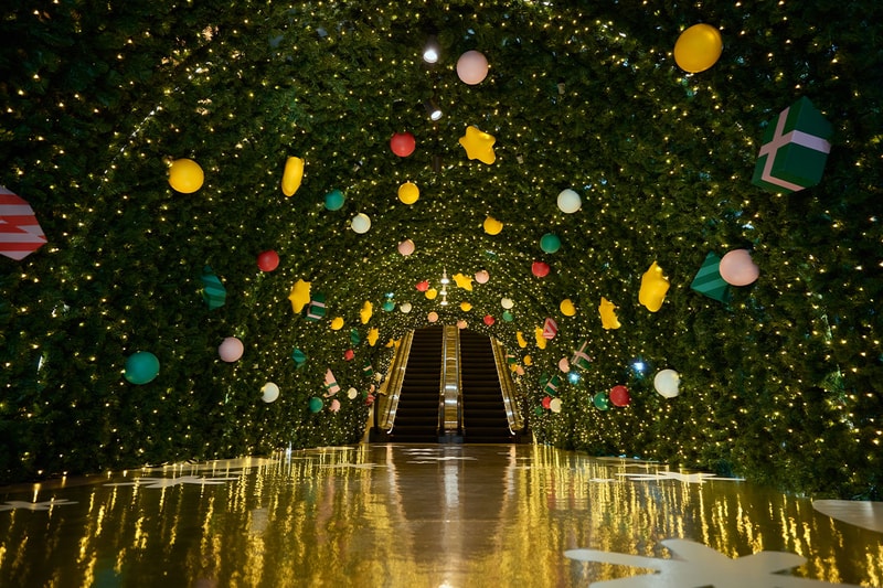 Lucas Zanotto Snowmen Installation Central Embassy Bangkok Info