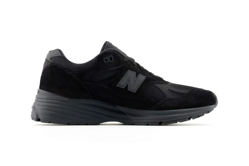 New Balance 991v2 Surfaces in "Triple Black" U991KK2 dad shoes sneakers nb all black 