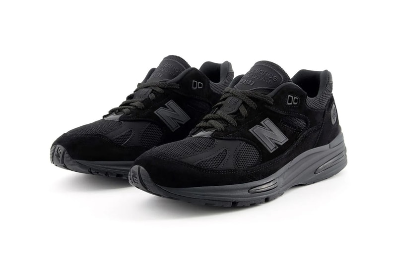New Balance 991v2 Surfaces in "Triple Black" U991KK2 dad shoes sneakers nb all black 