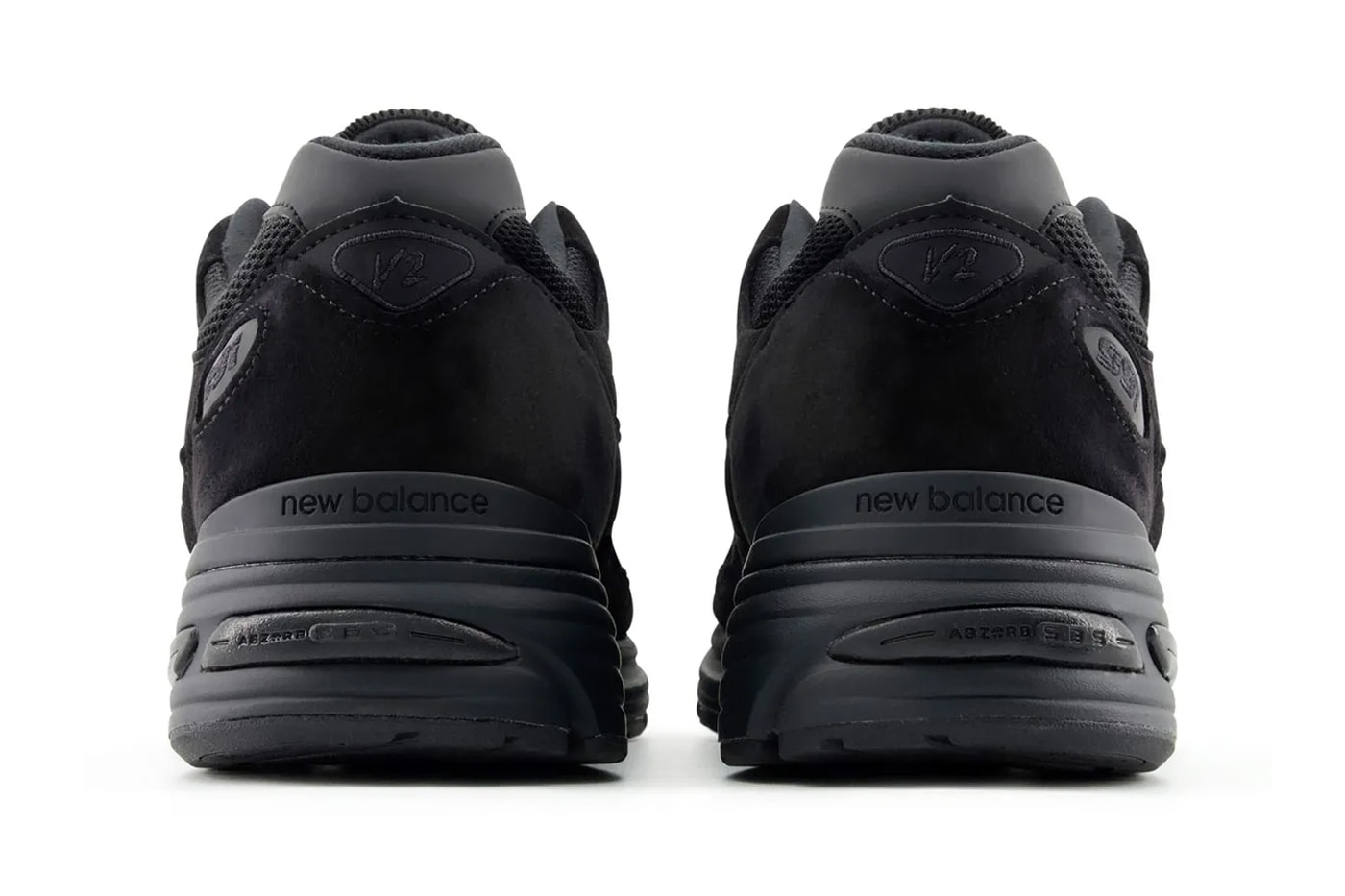 New Balance 991v2 Surfaces in "Triple Black" U991KK2 dad shoes sneakers nb all black 