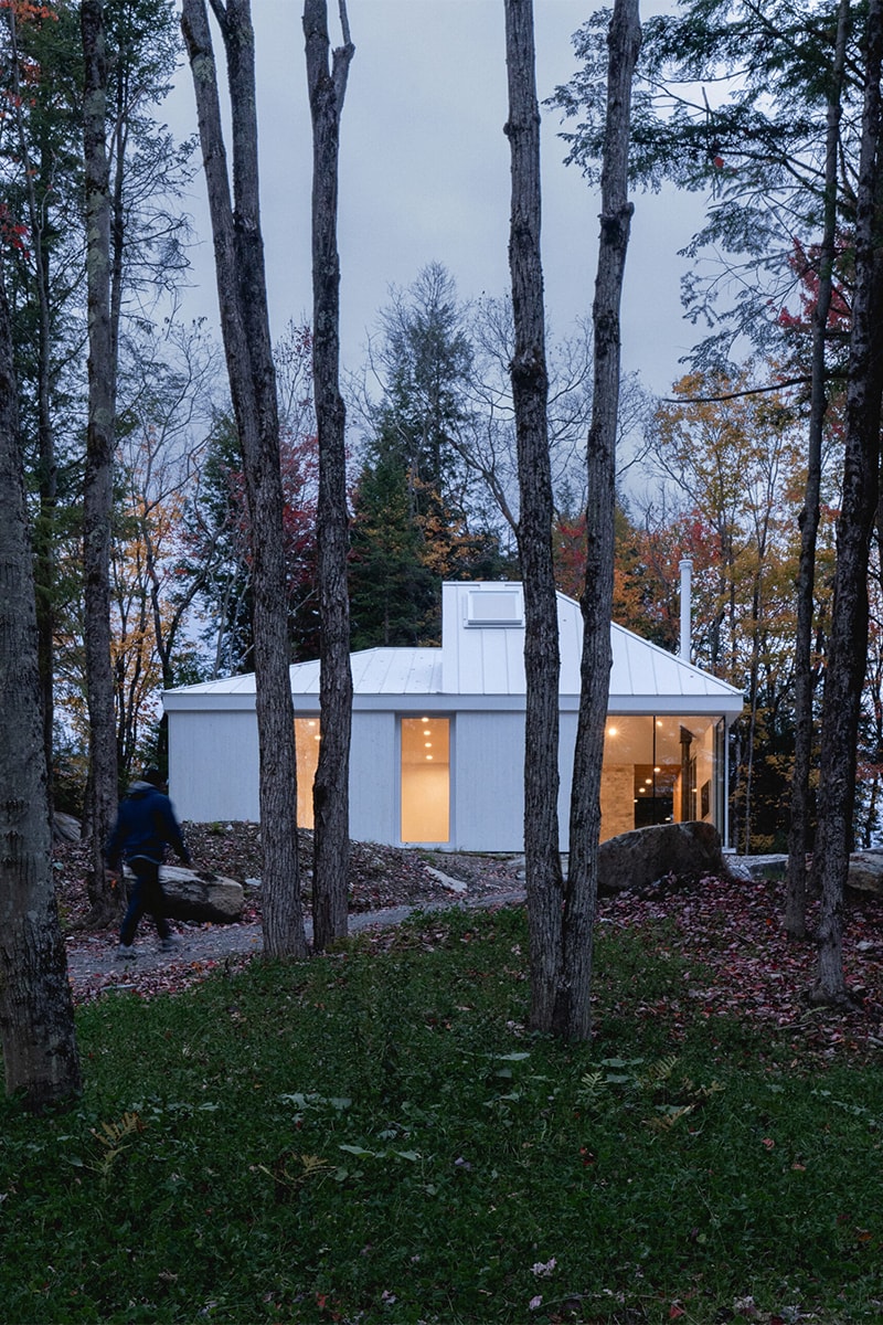 This Woodland Cabin is Designed to be the Ultimate Retreat