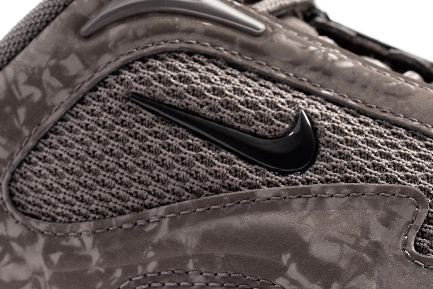Official Look Nike Air Max Muse "Cave Stone" HV5758-289 first patterned upper