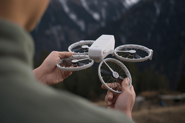 DJI Has Launched an All-In-One Vlogging-Focused Foldable Drone – DJI Flip