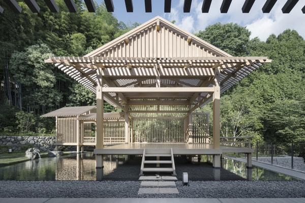 Kengo Kuma Banyan Tree Higashiyama Kyoto Hotel Architecture Japan noh stage bamboo pavilion onsen 