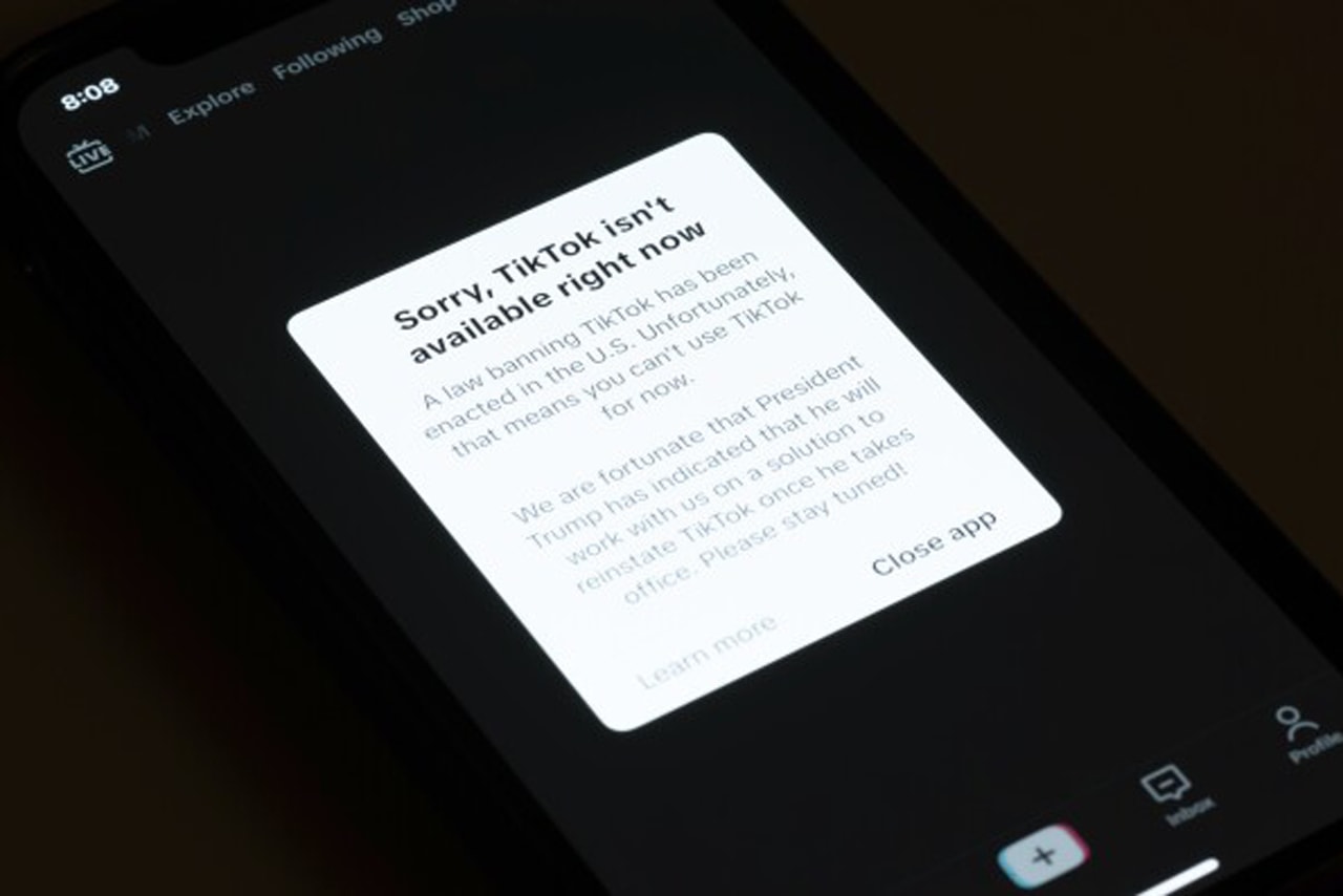 TikTok Goes Dark as Federal Ban Takes Effect donald trump 90 day ban app store tik tok red note apple sorry not available ban president