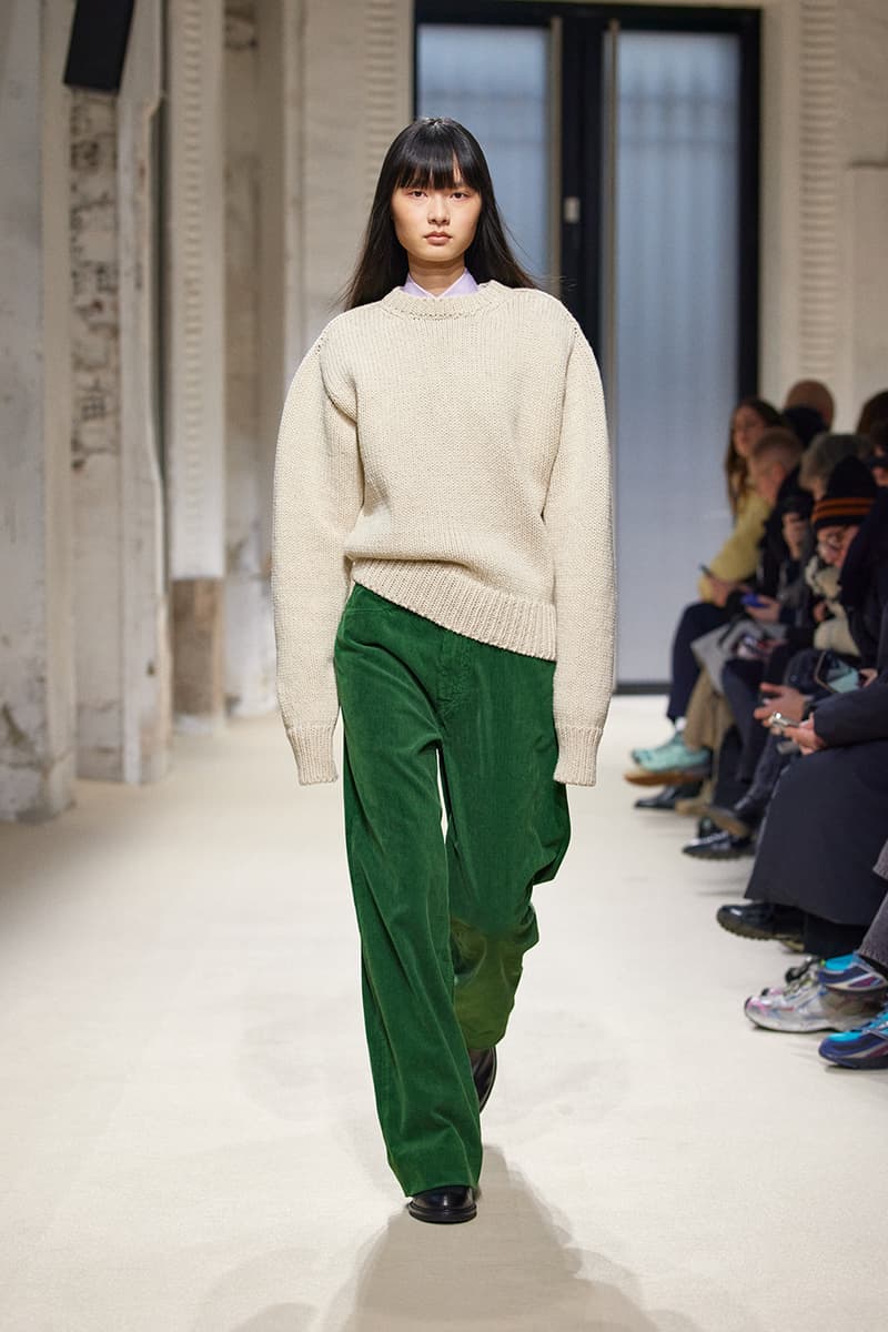 AURALEE FW25 Paris Fashion Week Collection japanese label ryota iwai new balance new balance t500 collaboration runway