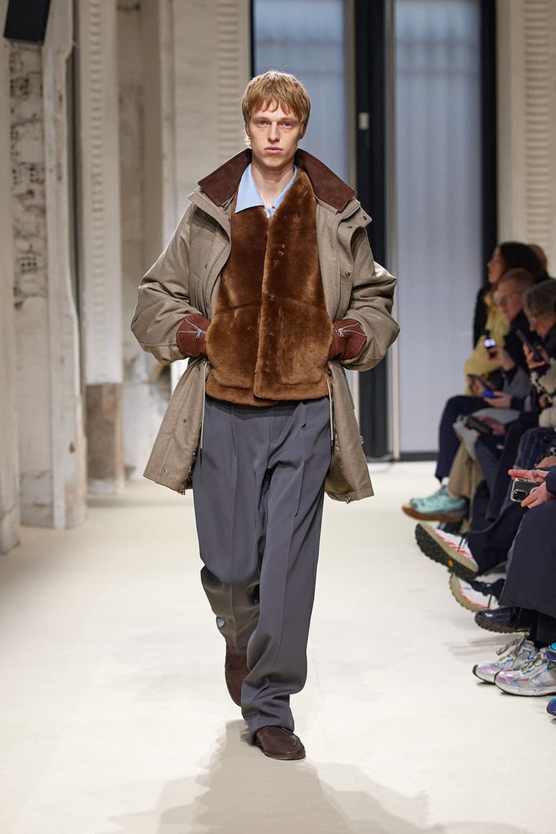 AURALEE FW25 Paris Fashion Week Collection japanese label ryota iwai new balance new balance t500 collaboration runway