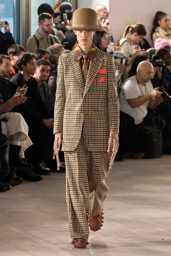 Walter Van Beirendonck FW25 Paris Fashion Week aliens come in peace tailoring future world 