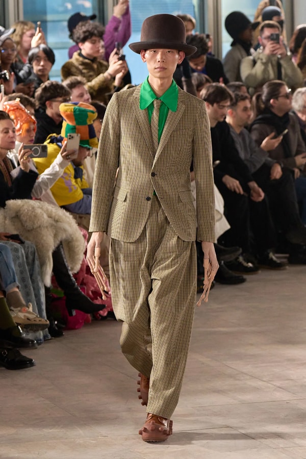 Walter Van Beirendonck FW25 Paris Fashion Week aliens come in peace tailoring future world 