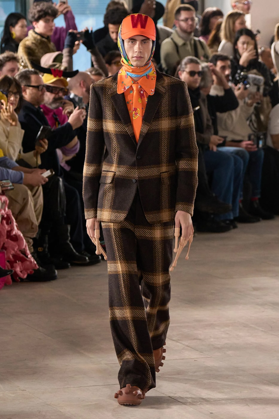 Walter Van Beirendonck FW25 Paris Fashion Week aliens come in peace tailoring future world 