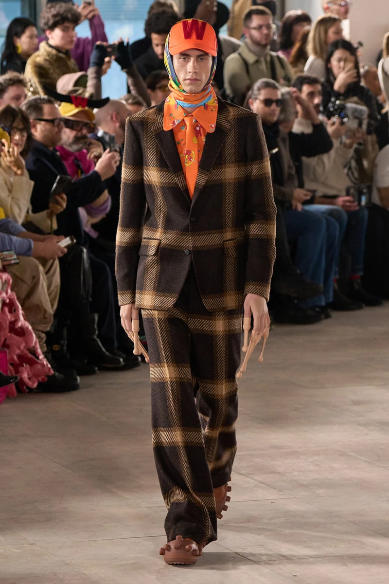 Walter Van Beirendonck FW25 Paris Fashion Week aliens come in peace tailoring future world 