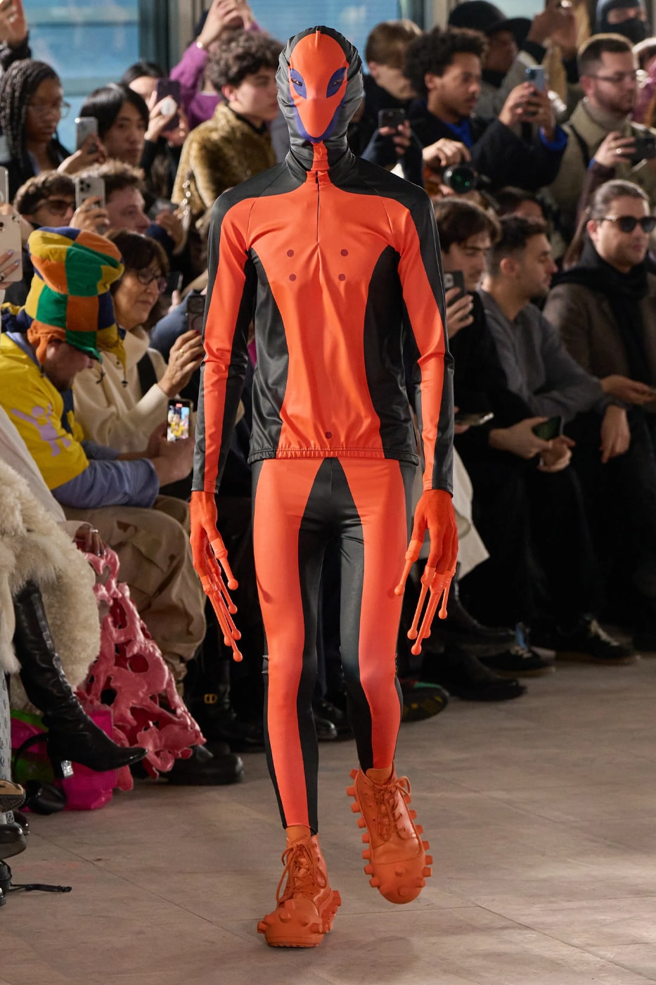 Walter Van Beirendonck FW25 Paris Fashion Week aliens come in peace tailoring future world 