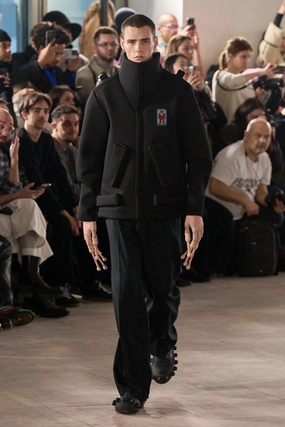 Walter Van Beirendonck FW25 Paris Fashion Week aliens come in peace tailoring future world 