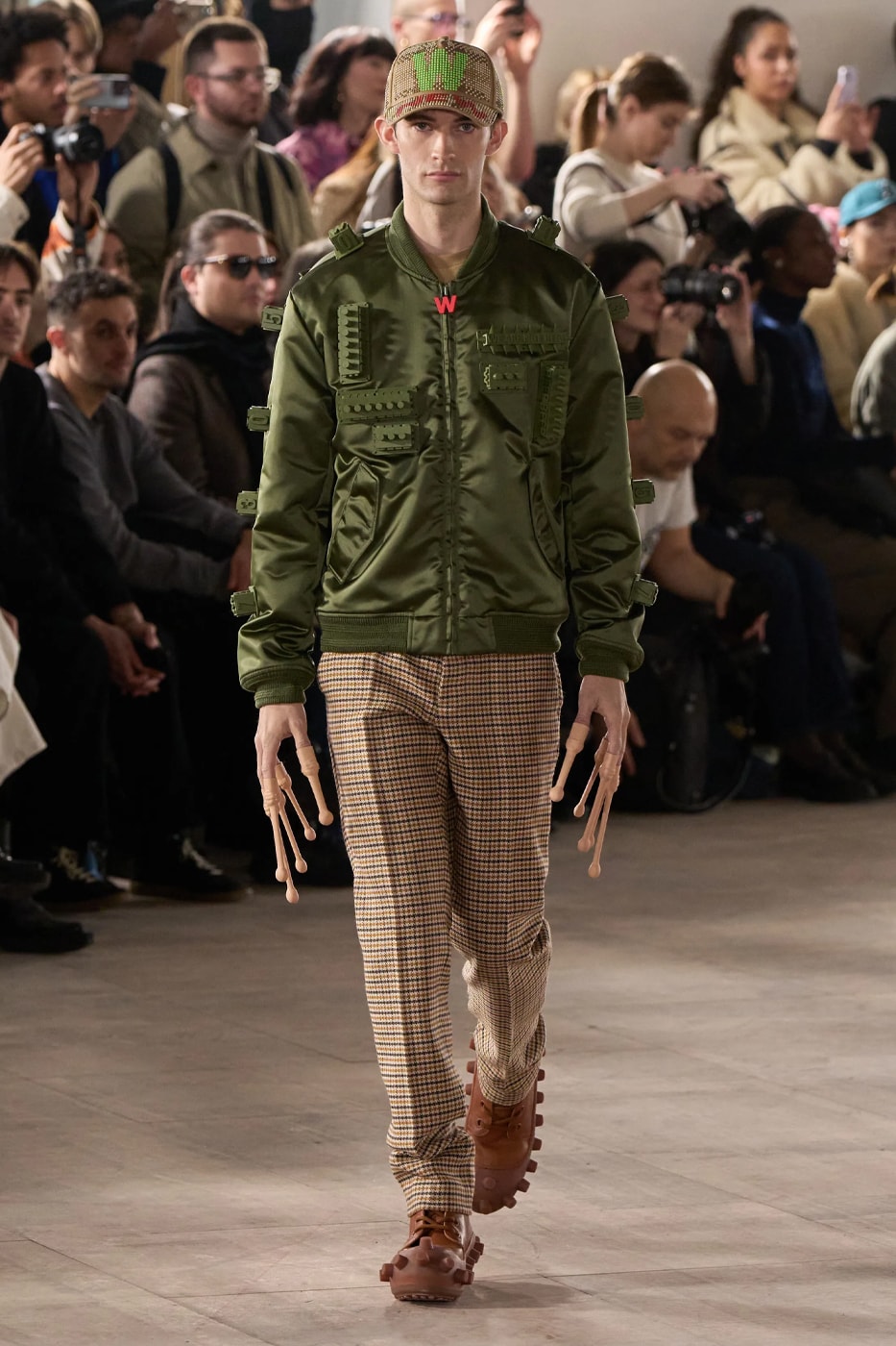Walter Van Beirendonck FW25 Paris Fashion Week aliens come in peace tailoring future world 
