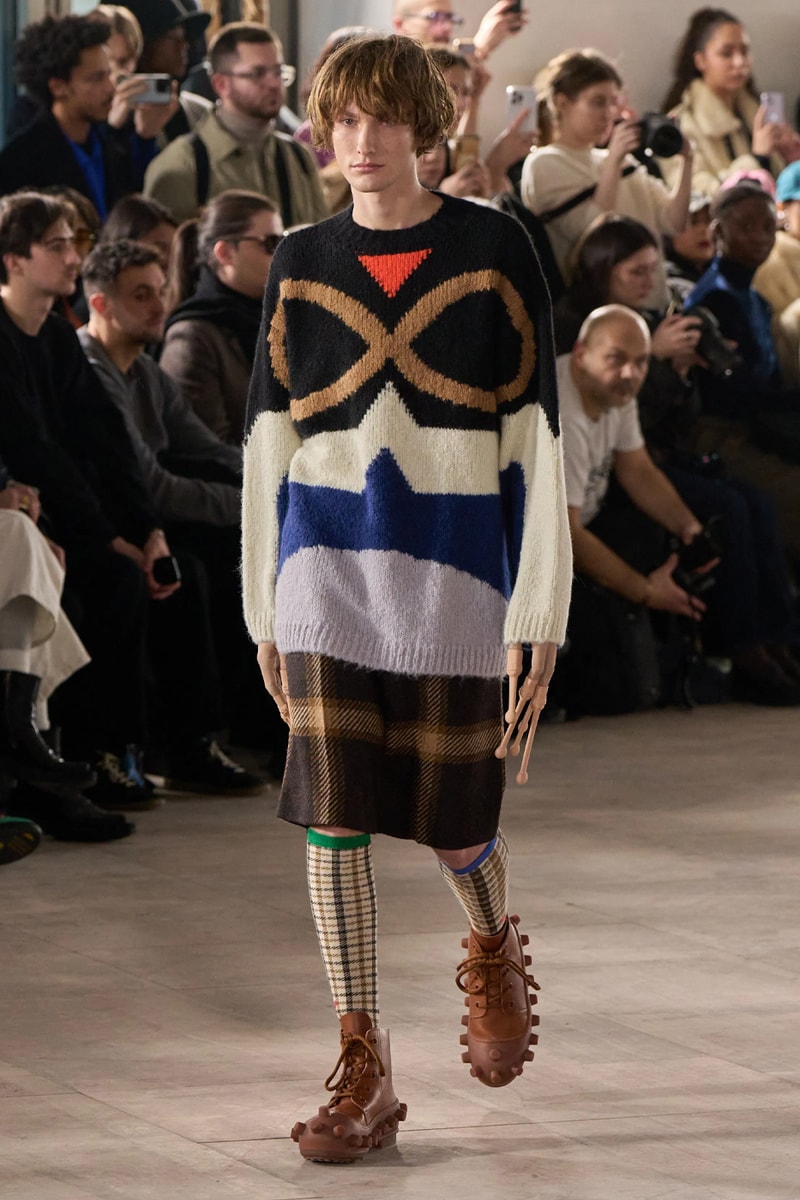 Walter Van Beirendonck FW25 Paris Fashion Week aliens come in peace tailoring future world 