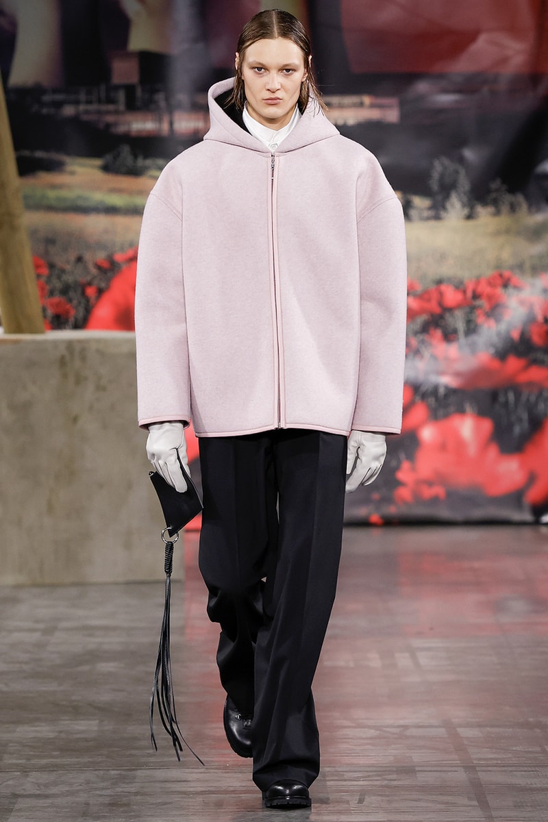 032c Fall/Winter 2025 “SUSPICIOUS MINDS” Collection Paris Fashion Week Runway Maria Koch Maison des Métallos Menswear Womenswear Unisex