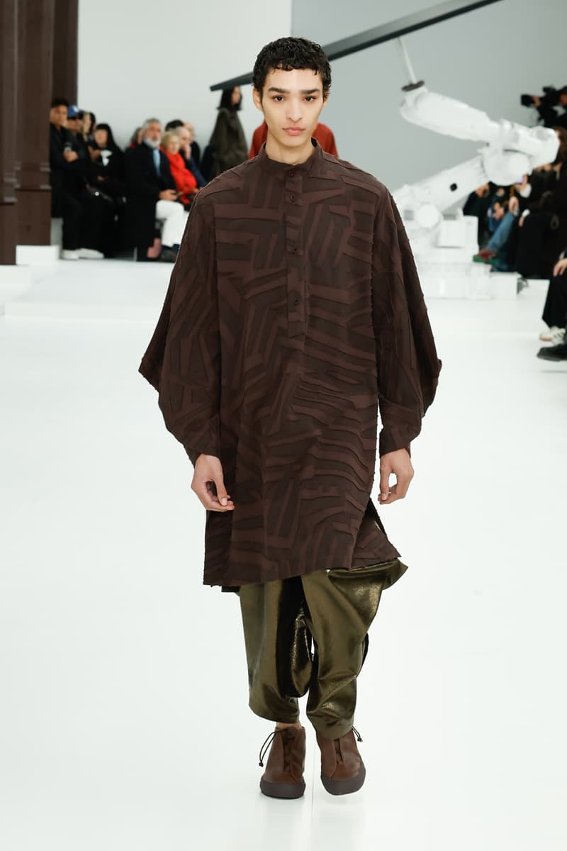 Issey Miyake Fall/Winter 2025 Collection Paris Fashion Week Men's FW25 Runway