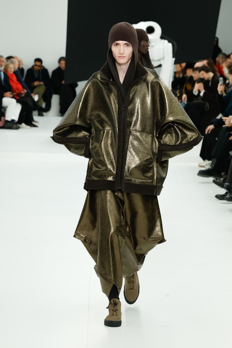 Issey Miyake Fall/Winter 2025 Collection Paris Fashion Week Men's FW25 Runway