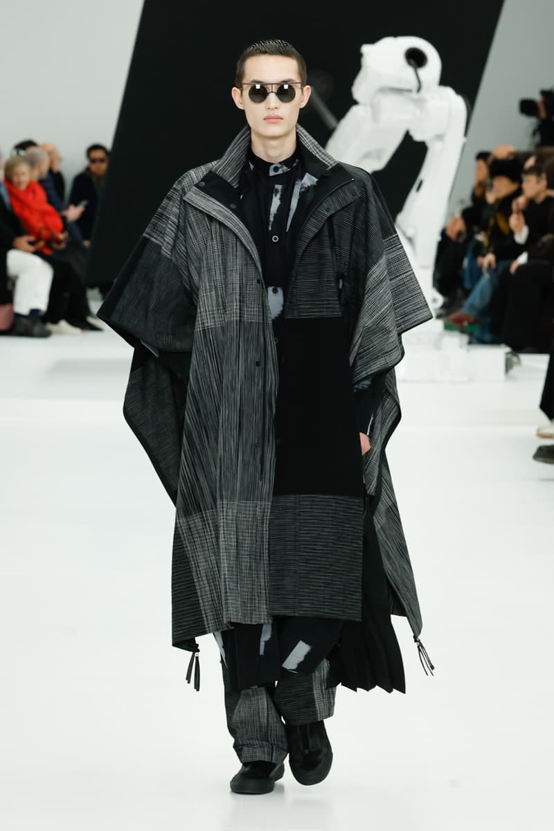 Issey Miyake Fall/Winter 2025 Collection Paris Fashion Week Men's FW25 Runway