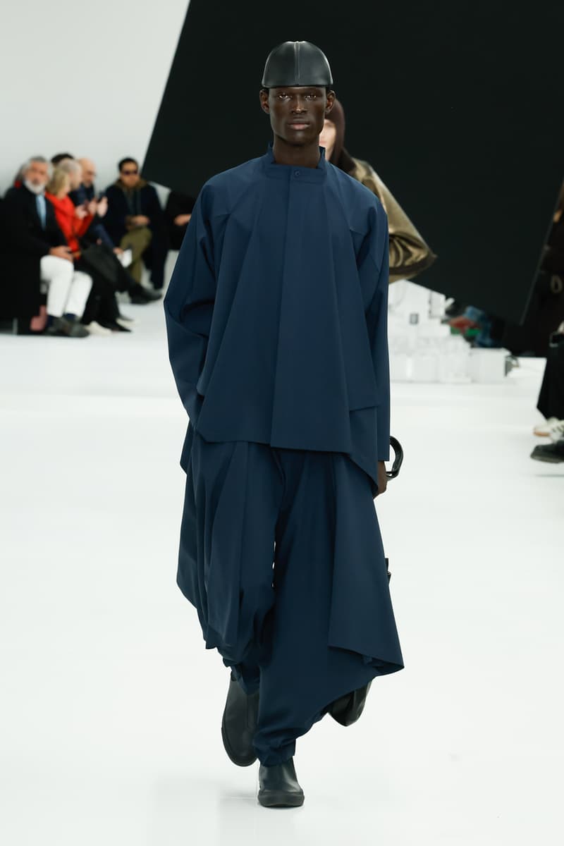 Issey Miyake Fall/Winter 2025 Collection Paris Fashion Week Men's FW25 Runway