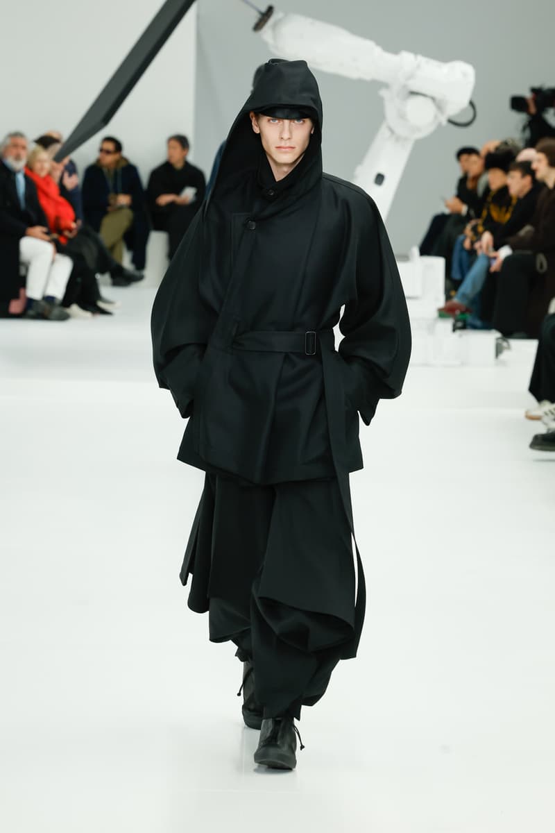 Issey Miyake Fall/Winter 2025 Collection Paris Fashion Week Men's FW25 Runway