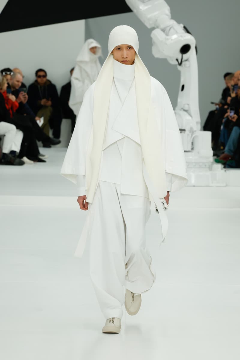 Issey Miyake Fall/Winter 2025 Collection Paris Fashion Week Men's FW25 Runway