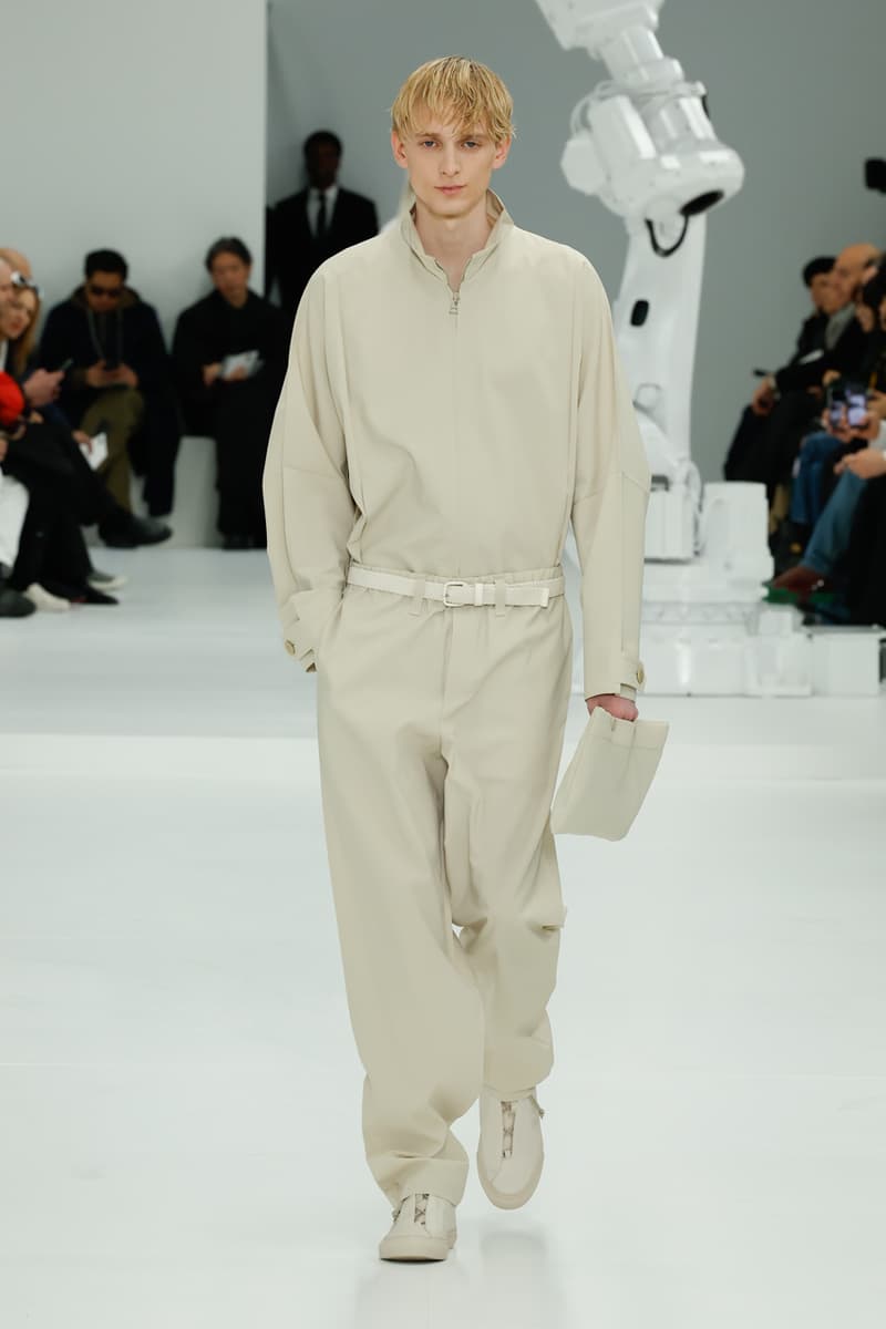 Issey Miyake Fall/Winter 2025 Collection Paris Fashion Week Men's FW25 Runway