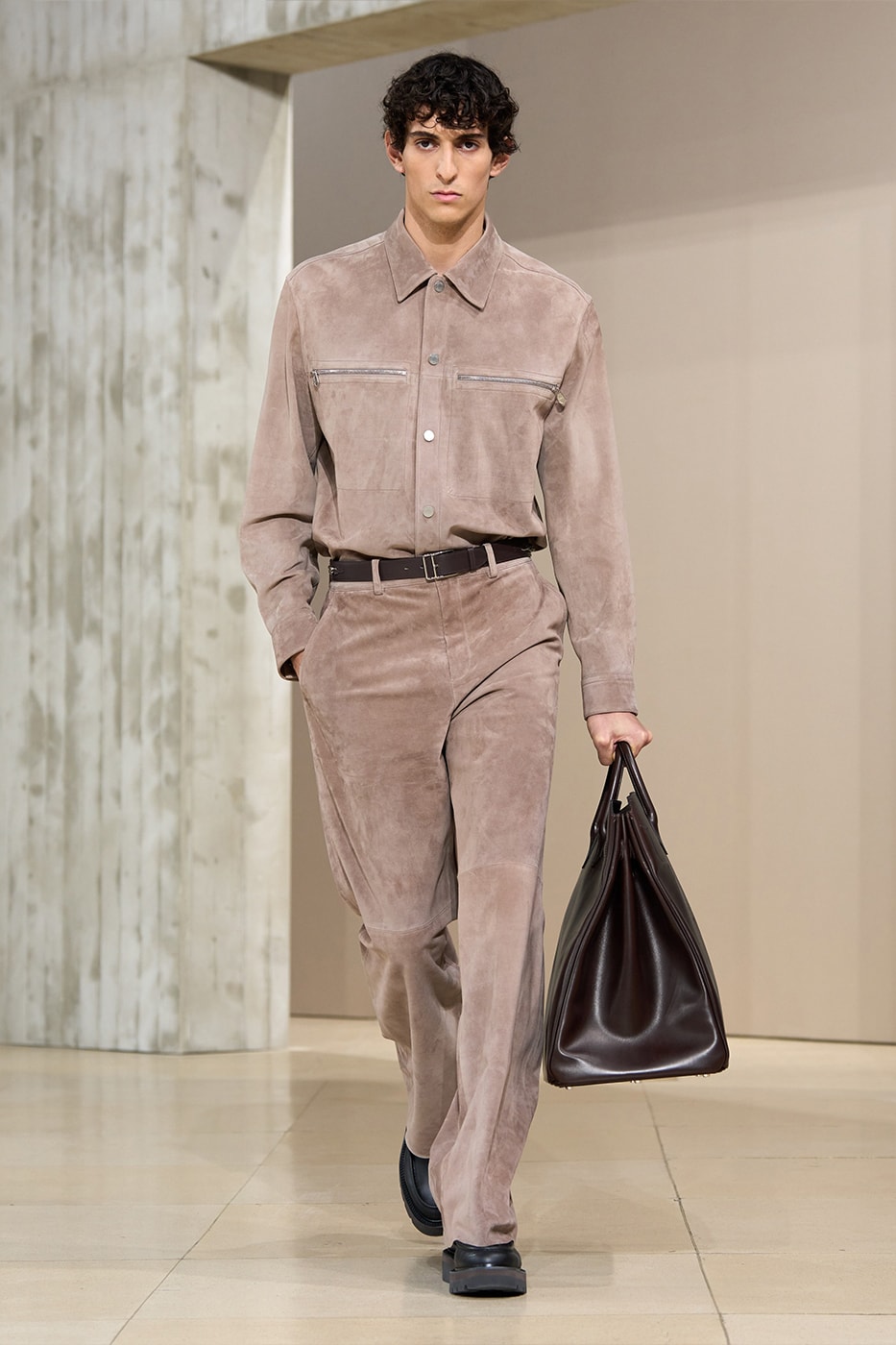 Hermès FW25 Paris Fashion Week Collection birkin kelly equestrian dandy sophisticated Véronique Nichanian